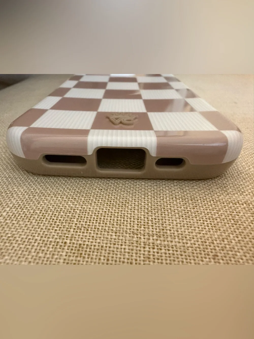 Velvet Caviar Checkerboard Phone Case - Tan & White